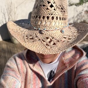Chapeau cow-boy en paille